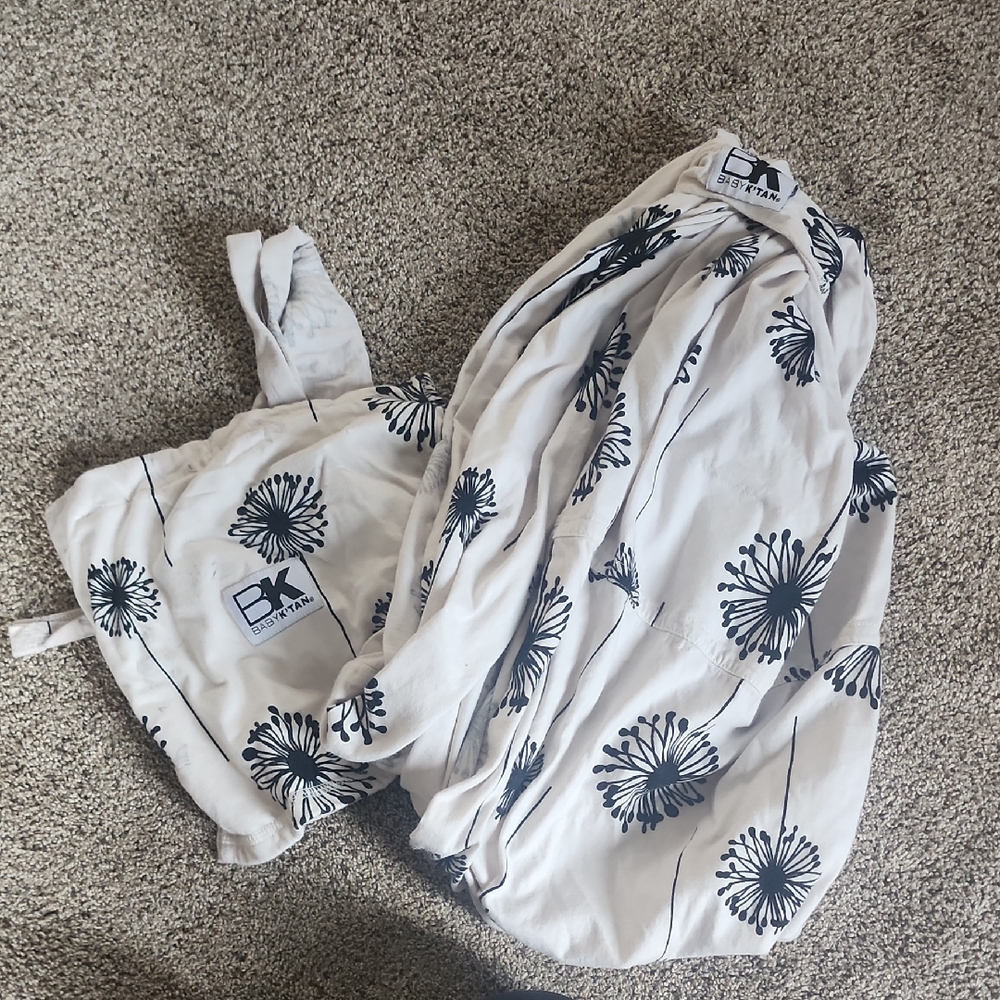 White and Black Floral Print Blanket